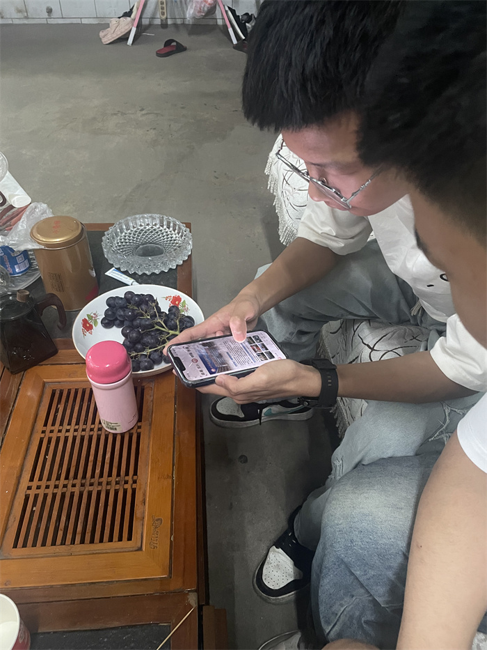 2024年5月，山西省经贸学校计算机专业学生面向对初中学生进行职教宣传.jpg