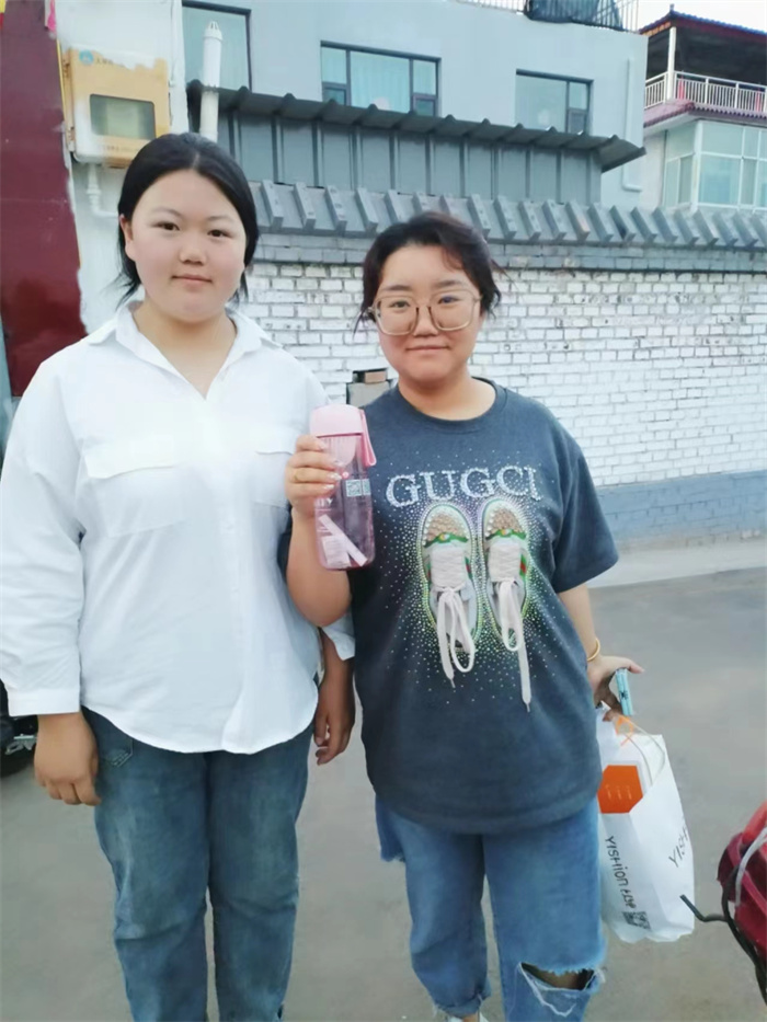 2024年5月，西式面点专业学生面向社区人员进行职教宣传.jpg